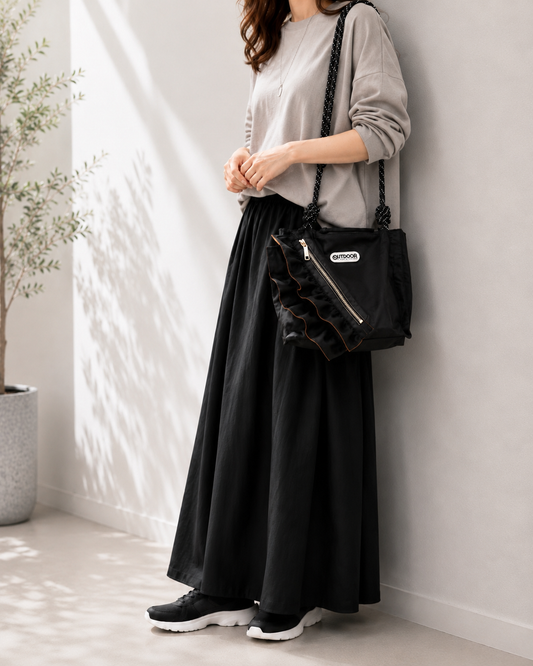 Mini frill tote bag <BLACK> /RISLEY