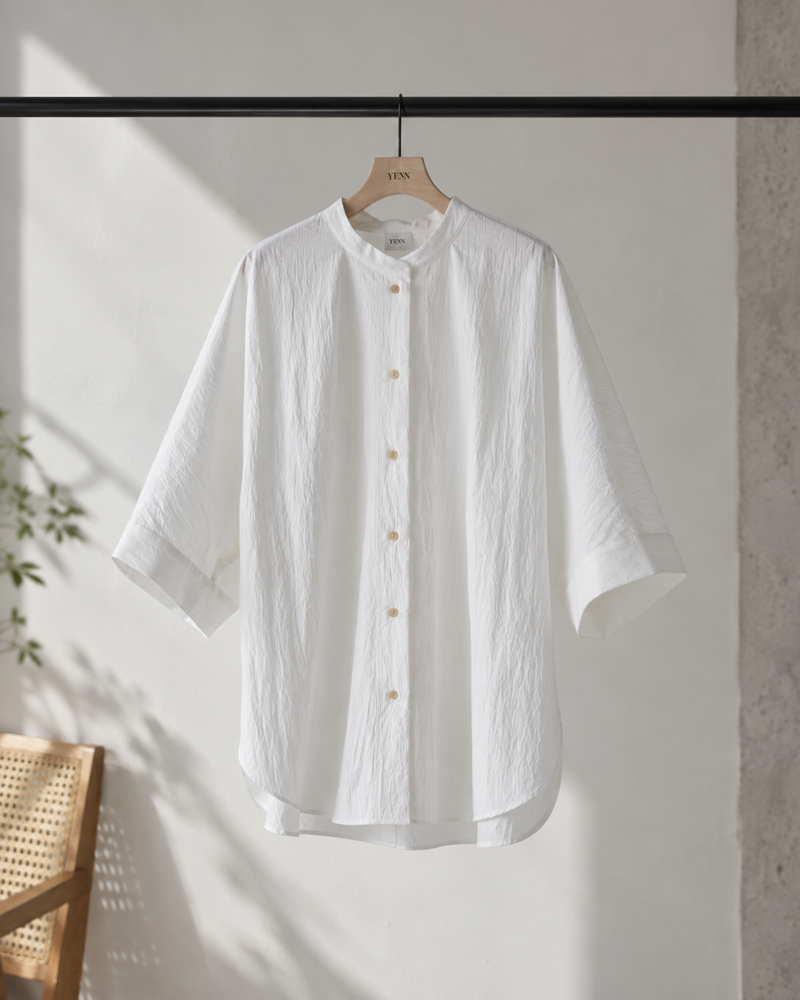 ROUND FORM SHIRT / YENN