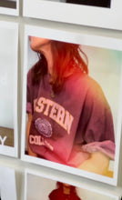 画像をギャラリービューアに読み込む, カレッジロゴ TEE 　P52060SP
