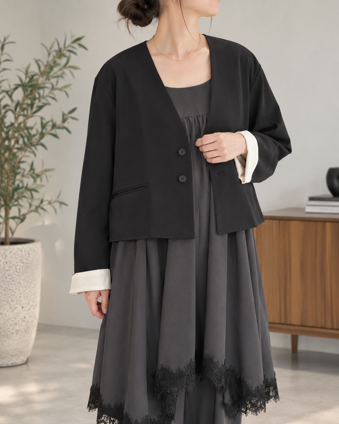 NUANCE NECK SHORT JACKET / CHIGNON