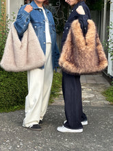 画像をギャラリービューアに読み込む, ECOファーBAG / PRIORITY
