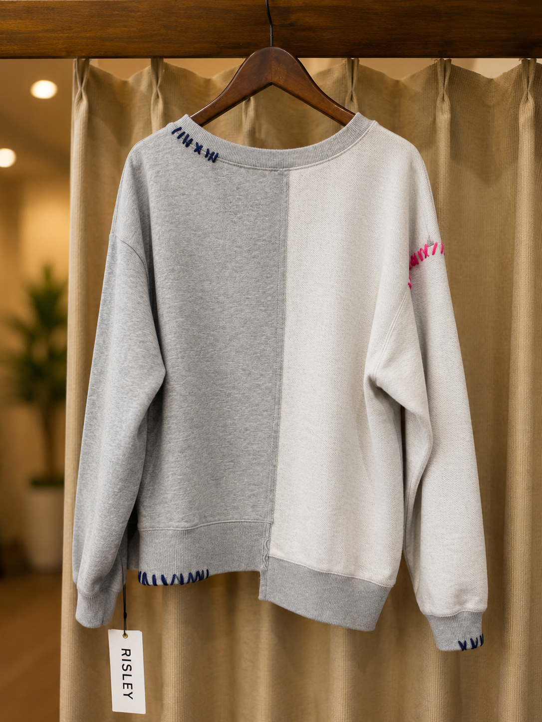 Hand-stitched sweatshirt <gray> / RISLEY